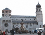 Duomo (Cathedral of Saint Vigilius) and Neptuneʹs Fountain, Trento