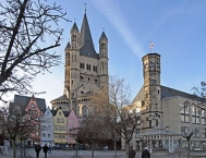 Köln, Fischmarkt mit Groß St. Martin