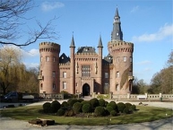 Schloss Moyland, Eingang