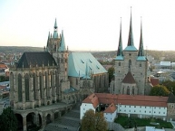 Erfurter Dom (links) und der Severikirche (rechts)