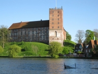 Koldinghus vom Schlosssee gesehen