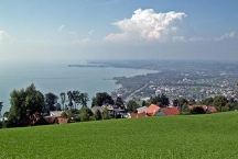 Blick vom Pfänder über Bregenz auf den Bodensee