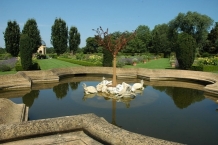 Château de Cormatin, basin in the garden