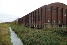 naturnah umgebaute ex-Köttelbecke Emscher in Dortmund-Dorstfeld