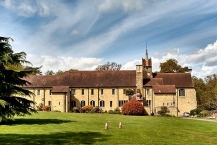 St Augustineʹs Abbey, Chilworth
