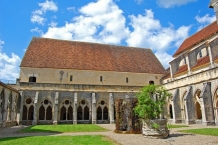 Abbaye de Noirlac, cloître