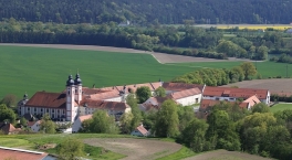 Au am Inn, monastery