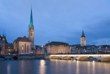 Zürich, Fraumünster, Zunfthaus zur Meisen, Münsterbrücke, Sankt Peter-Kirchturm