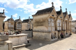 Vallabrègues, Friedhof