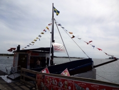Sillabåten i Sölvesborgs havn solgte også is og kaffe/Coffee break at ʺSillabaatenʺ in Soelvesborg