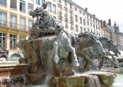 Lyon, Place des Terreaux, Fontaine Bartholdi