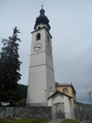 Kirketårnet er adskilt fra selve kirken/The bell tower is separated from the church itself