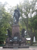 Statue af Tirols frihedshelt Andreas Hofer/The statue of Tyrolʹs freedom hero