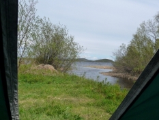 Mit telt lige ned til Inari-søen/My tent was pitched right down to lake Inari
