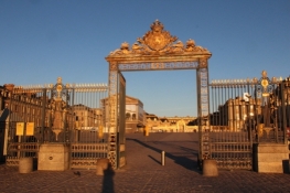 Château de Versailles in der Morgensonne