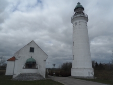 De to fyr på Stevns klint/The old and the new lighthouse on the cliffs of Stevns
