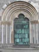 Portalen er noget mere simpel end i Köln/A much more simple entrance portal than in Cologne