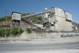 Zement-Fabrik in Meckenbach