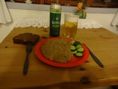 Mein einfaches Abendessen in der Herberge von Onsevig