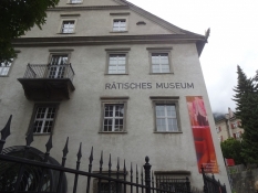 Im Rätischen Museum erhielten wir einen Einblick in die Geschichte der Region