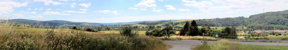 View from above Affoldern to the southeast over the Eder valley