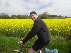 Bernhard cykler ikke meget ved alle andre lejligheder end vores årlige cykelweekend
