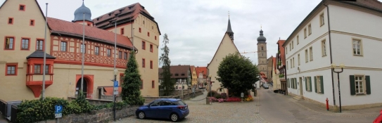 Forchheim, Burg, Marienkapelle und im Hintergrund St. Martin