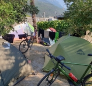 Unser Zeltlager auf dem Campingplatz in Torbole