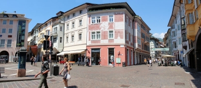 Bozen, Rathausplatz