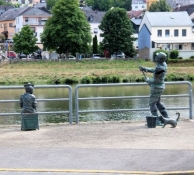 Wasserbillig, Skulpturen am Moselufer