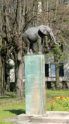 Leverkusen, Elefantenbrunnen